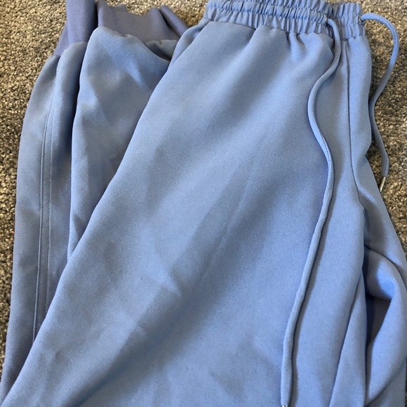 Baby blue joggers - Picture 3 of 3